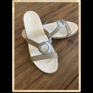 Crocs Circle Bar Sandals